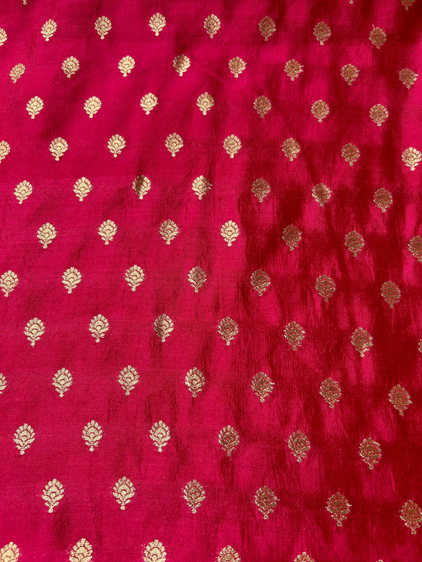 Chiniya Silk Butti