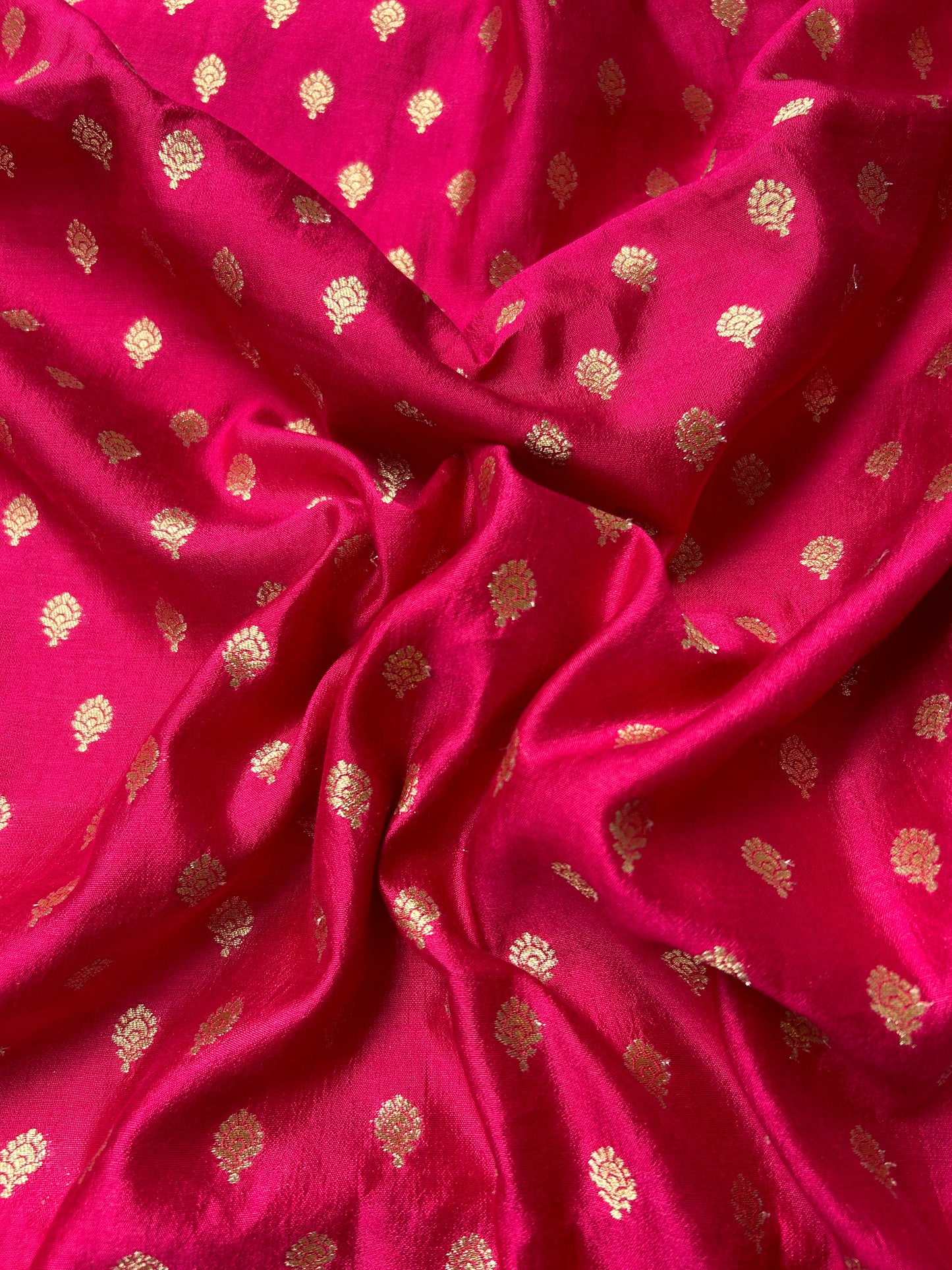 Chiniya Silk Butti